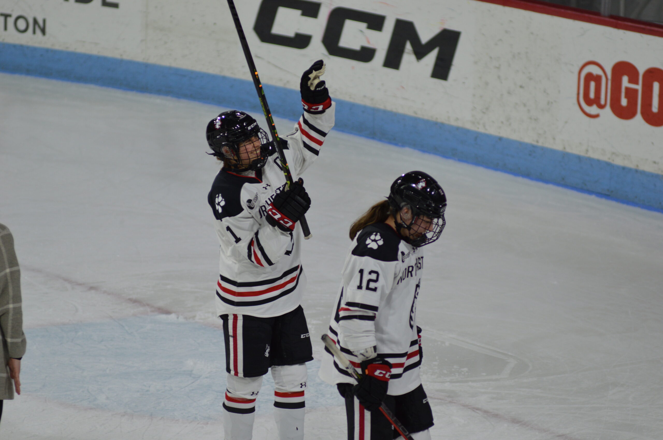 No. 4 women's hockey topples visiting Maine Black Bears 3-2 in overtime -  The Huntington News